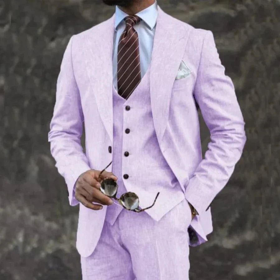 Men's suit with turn down collar