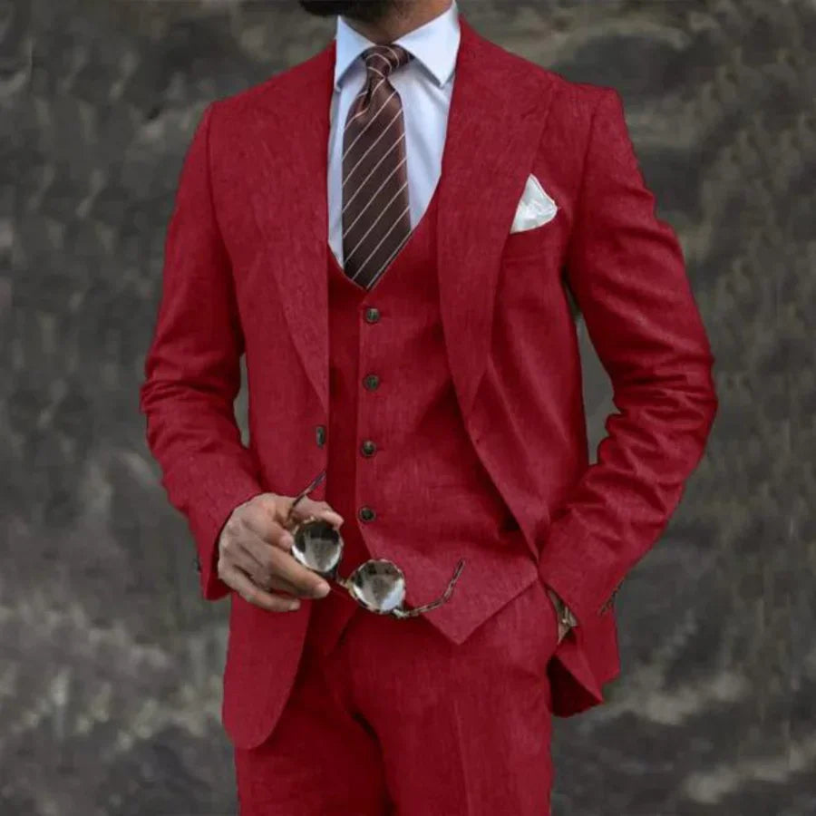 Men's suit with turn down collar