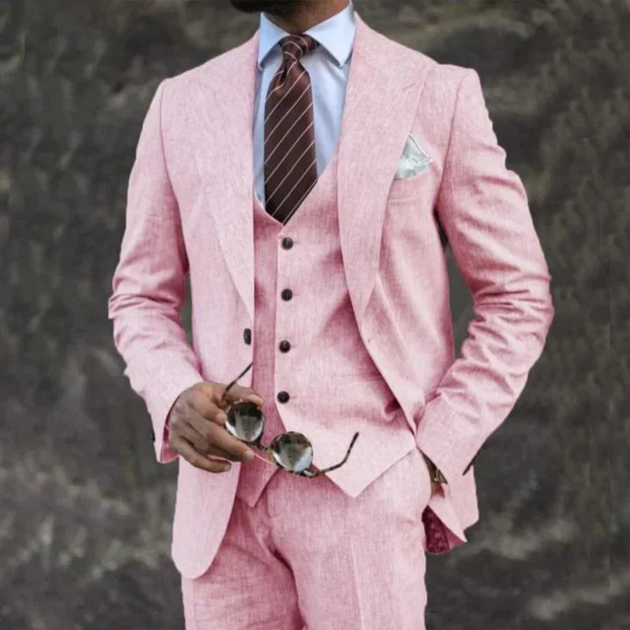 Men's suit with turn down collar