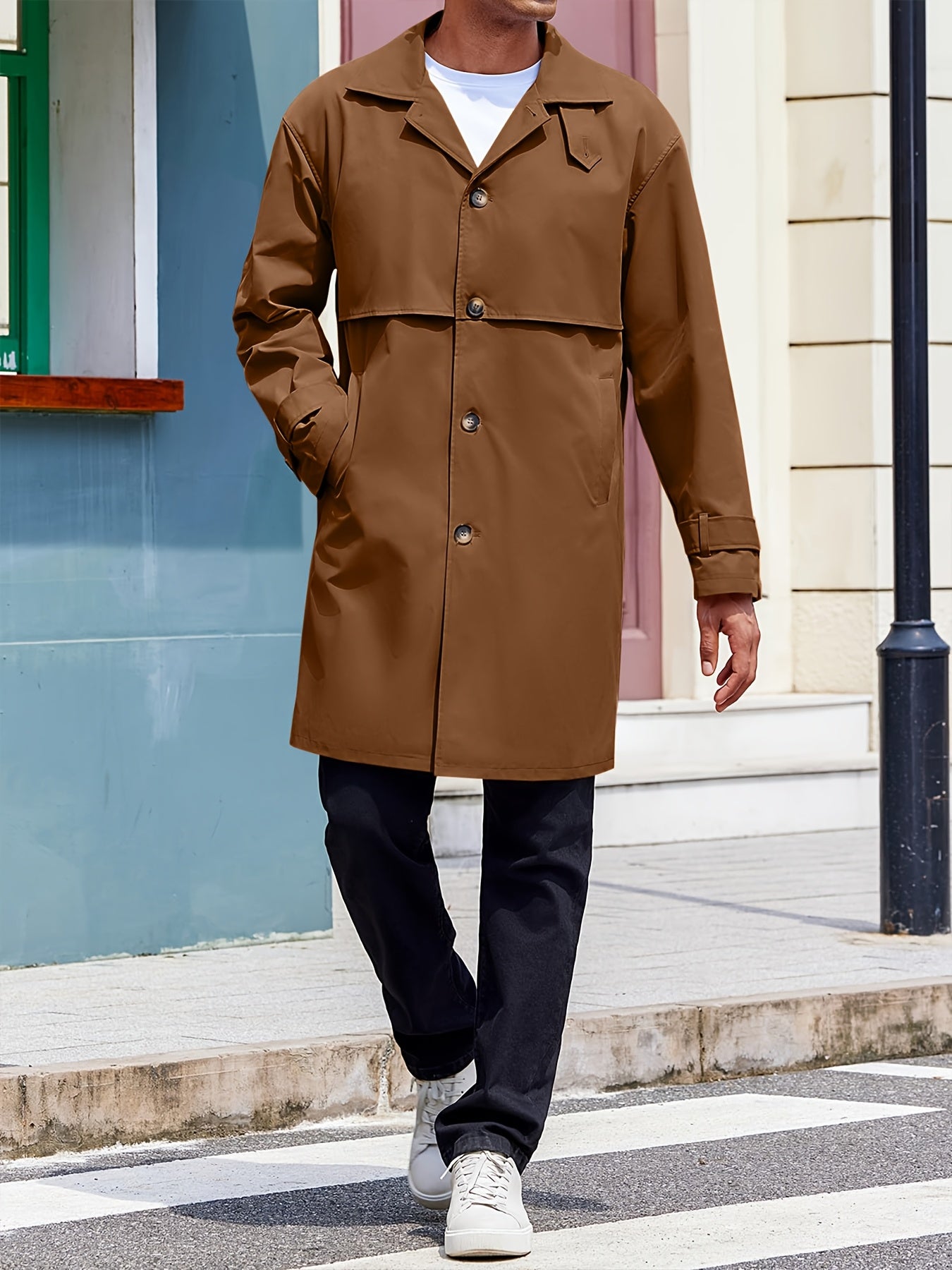 Men's half-length trench coat with pockets and belt buckle