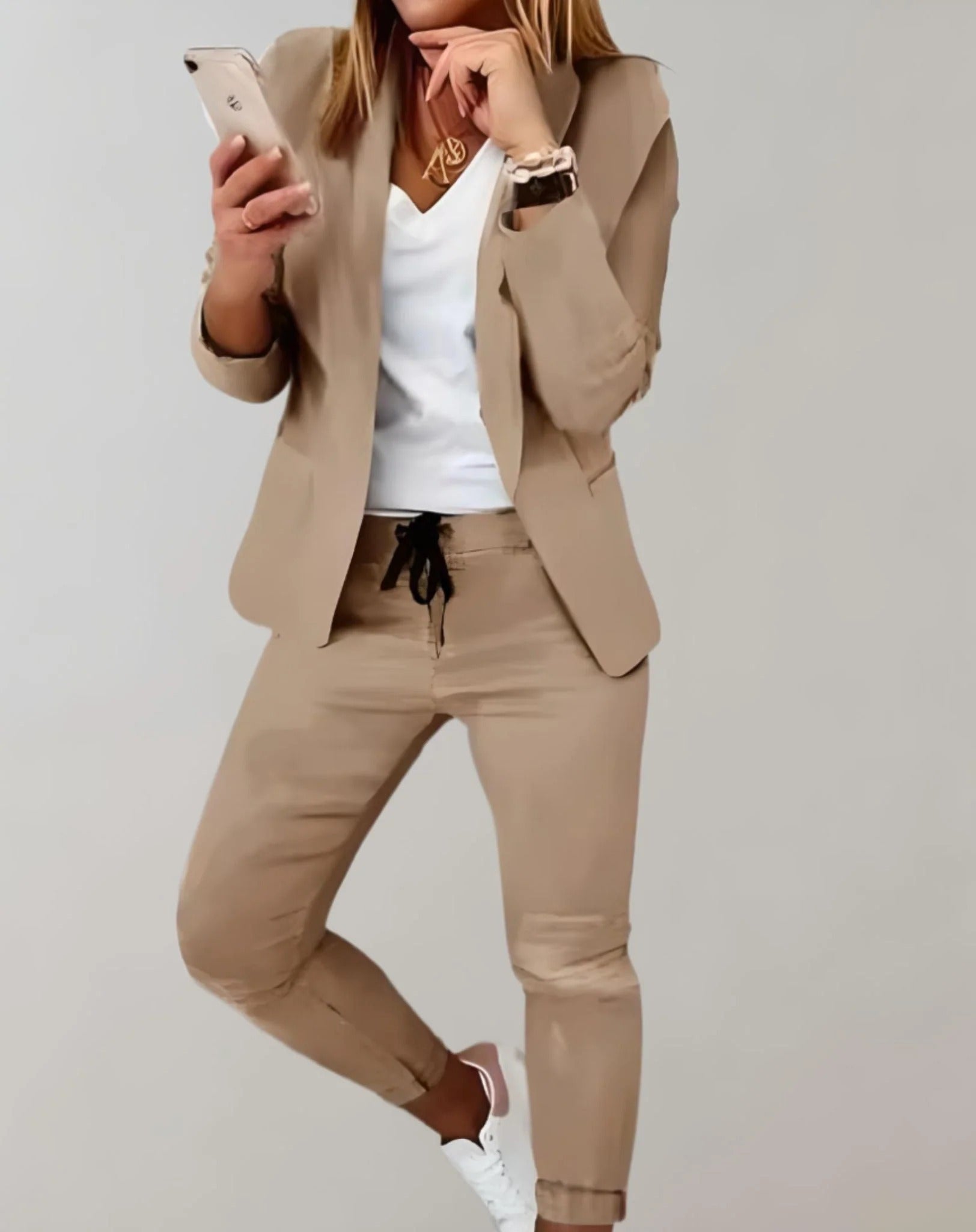 Elegant Blazer and Trousers Set for Women