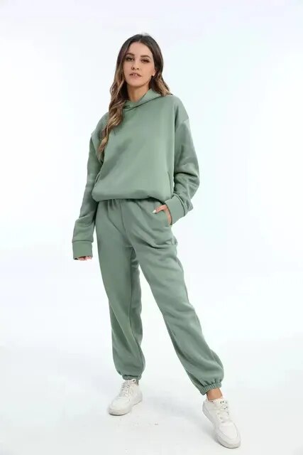 Women's hoodie and jogging set