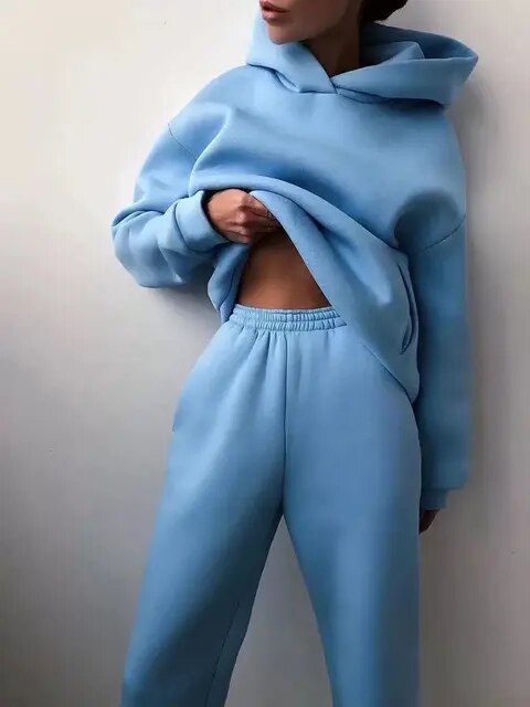 Women's hoodie and jogging set