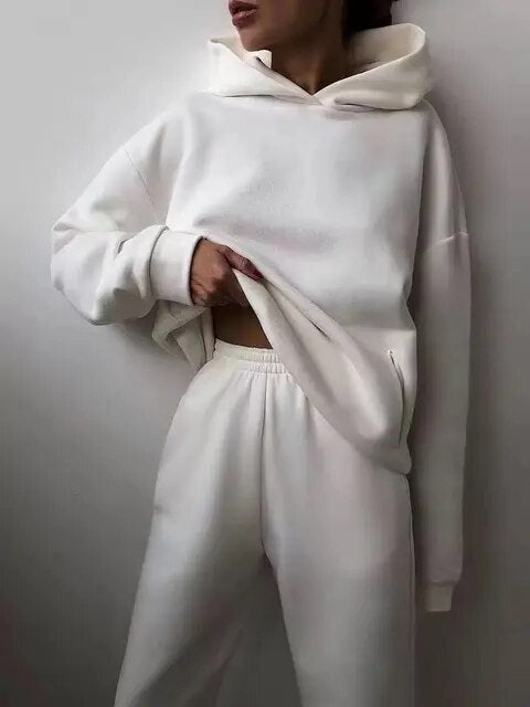 Women's hoodie and jogging set