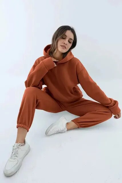 Women's hoodie and jogging set