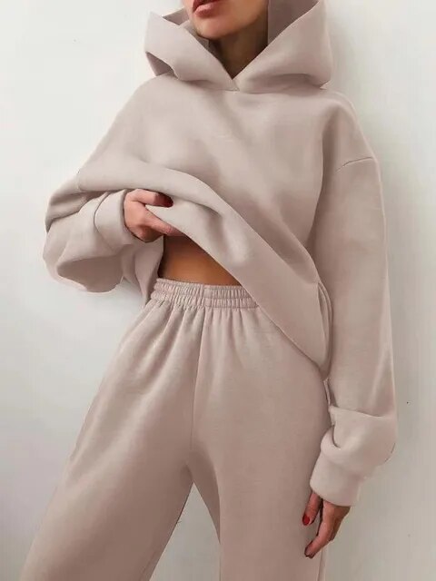 Women's hoodie and jogging set