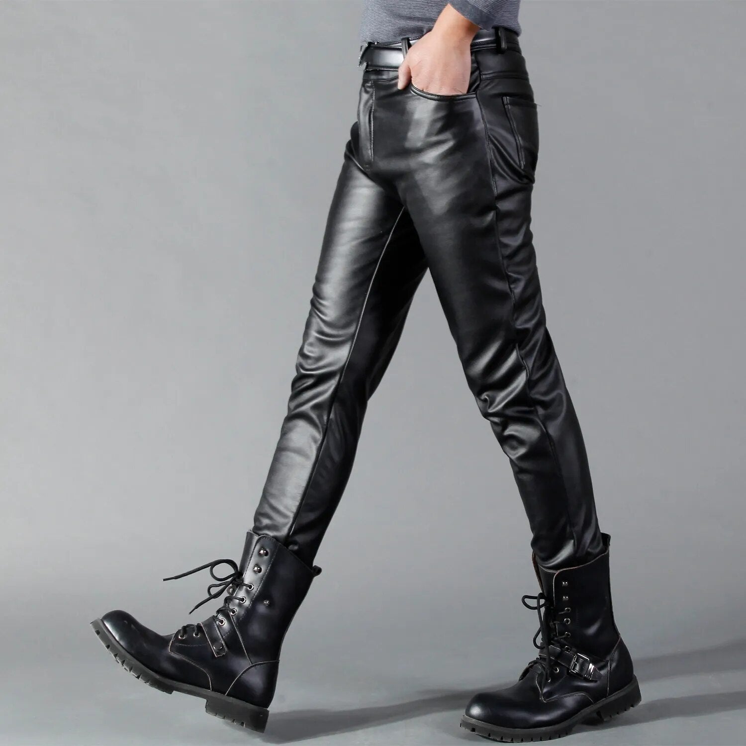 Men's stretch leather trousers in black