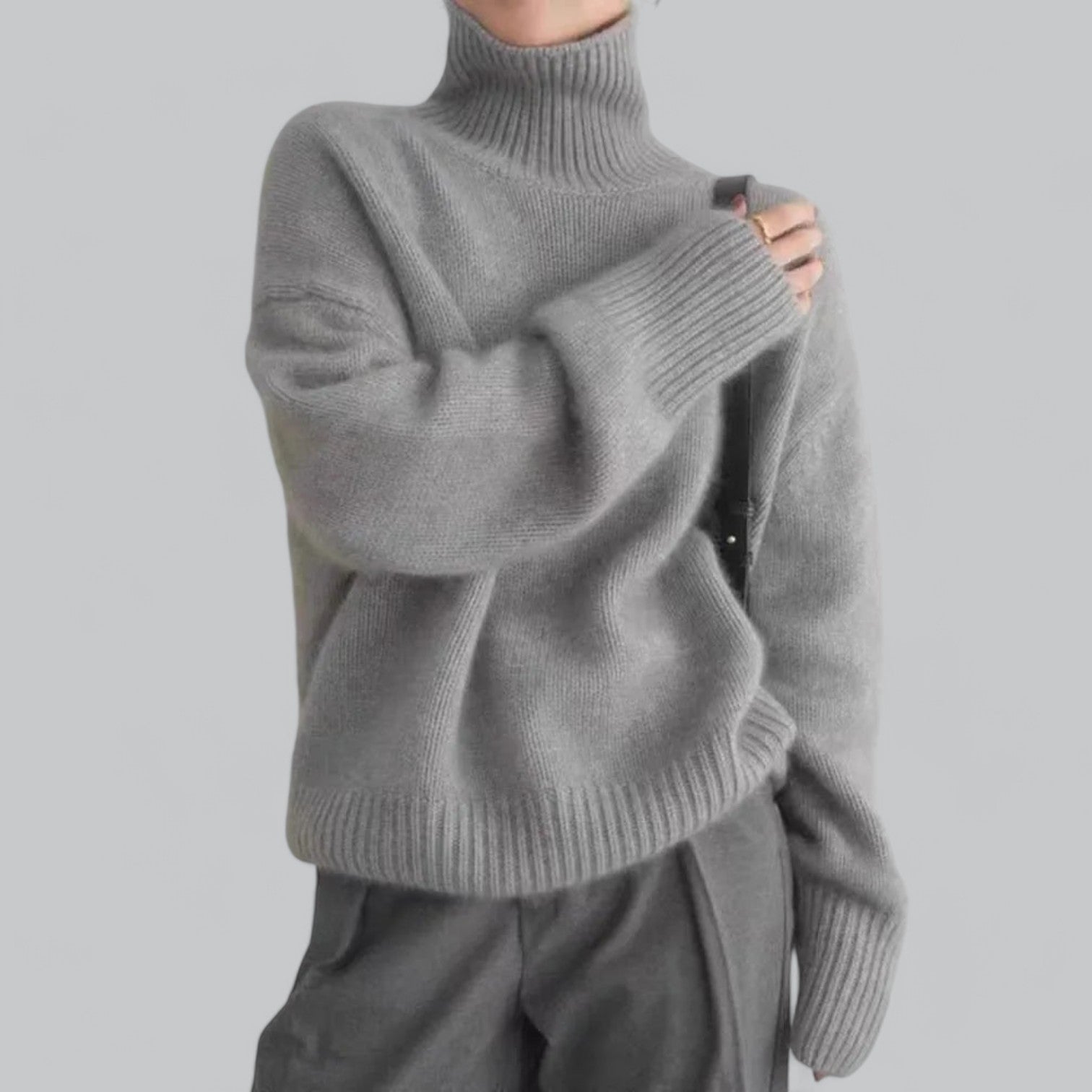 Women's Cashmere Turtleneck Sweater