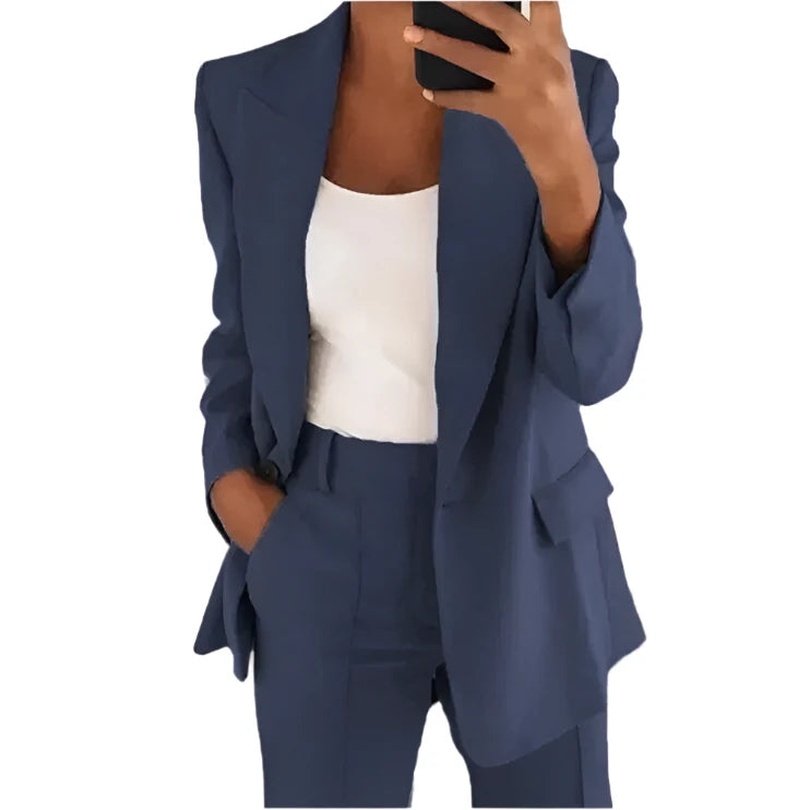 Women's suits flattering fit7