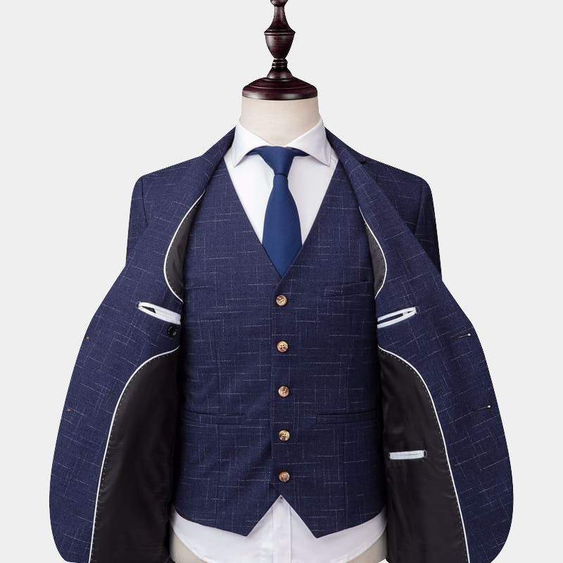 Men's suit with modern design