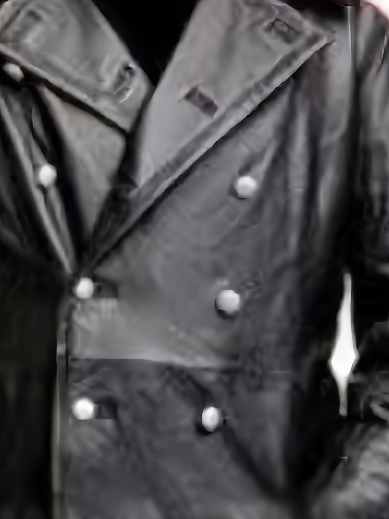 Men's PU leather trench coat with button closure