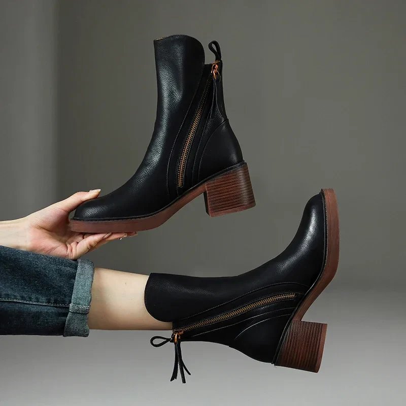 Women's Mid-Heel Ankle Boots